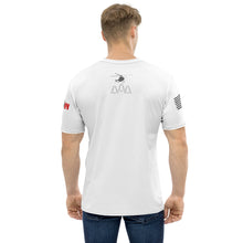 Load image into Gallery viewer, Farm Fresh Christmas Trees Men's T-shirt